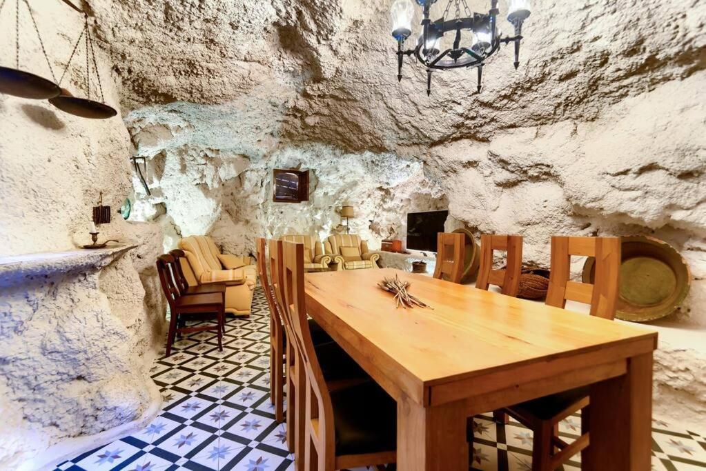 Вилла Cueva Con Jacuzzi A 20 Minutos De Valencia Benaguacil Экстерьер фото