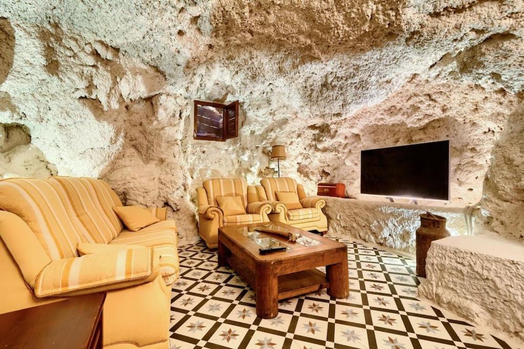 Вилла Cueva Con Jacuzzi A 20 Minutos De Valencia Benaguacil Экстерьер фото
